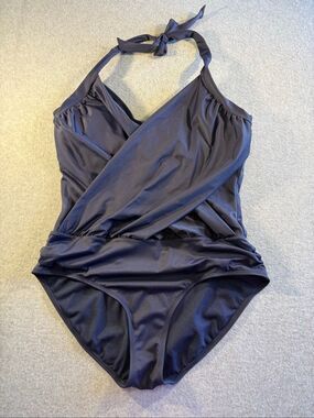 Athleta draped halter blue 1pc swimsuit 40B/C